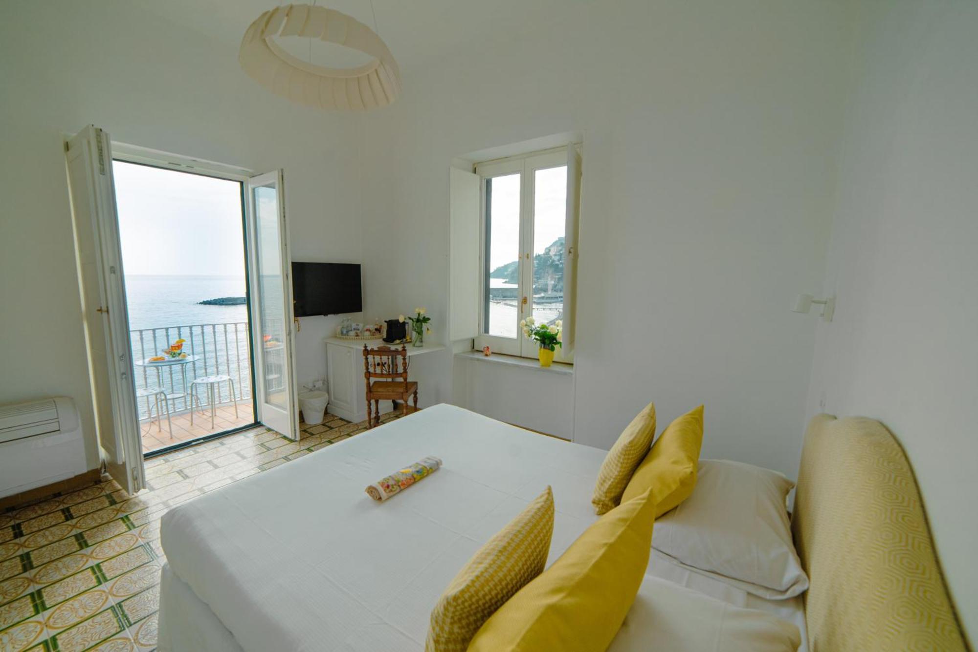Dimore De Luca- Sea View Amalfi Exterior photo